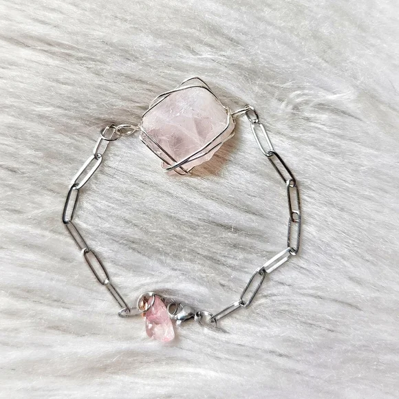 Handcrafted Gemstone Bracelet - Picture 5 of 6